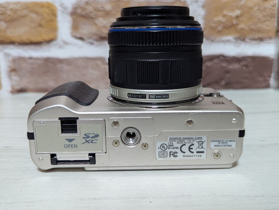 OLYMPUS PEN E-PL2 本体＋レンズ バッテリー付 動作確認済