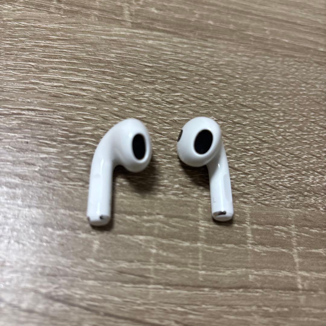 AirPods ワイヤレスイヤホン 本体 充電ケース付き