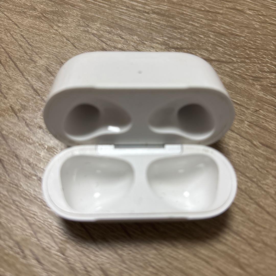 AirPods ワイヤレスイヤホン 本体 充電ケース付き
