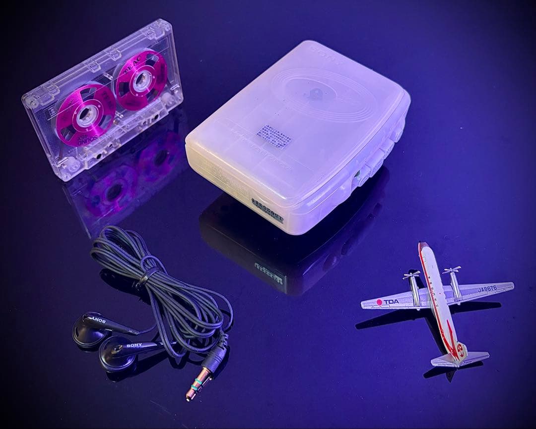 カセットウォークマン SONY WM-FX200白「整備済み、完動超美品」