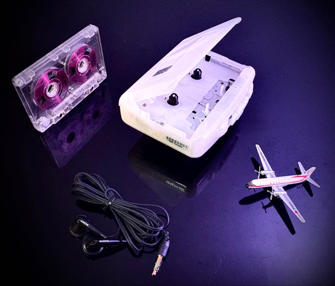 カセットウォークマン SONY WM-FX200白「整備済み、完動超美品」