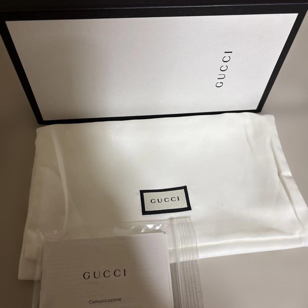 GUCCI グッチ GGシマレザー アイボリー　Ｗホックタイプ　保存袋・箱付き