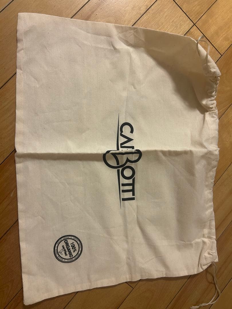 かい Carbotti カルボッティ　美品　黒