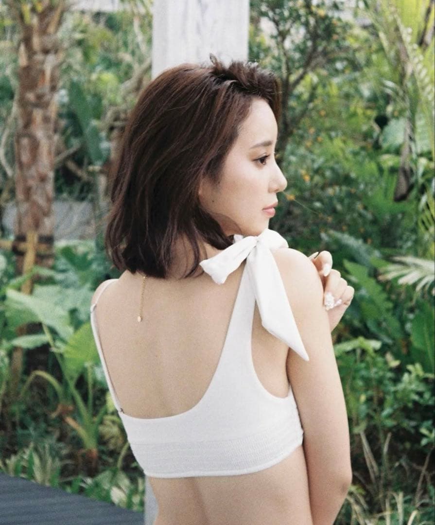 ALEXIA STAM 水着 ビキニ アリシアスタン 中町綾