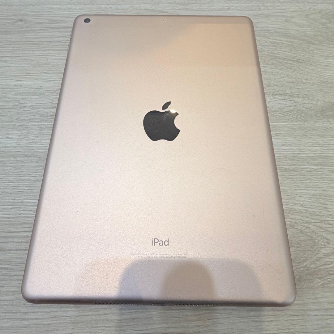iPad 第6世代 ゴールド Wi-Fiモデル 32GB 6