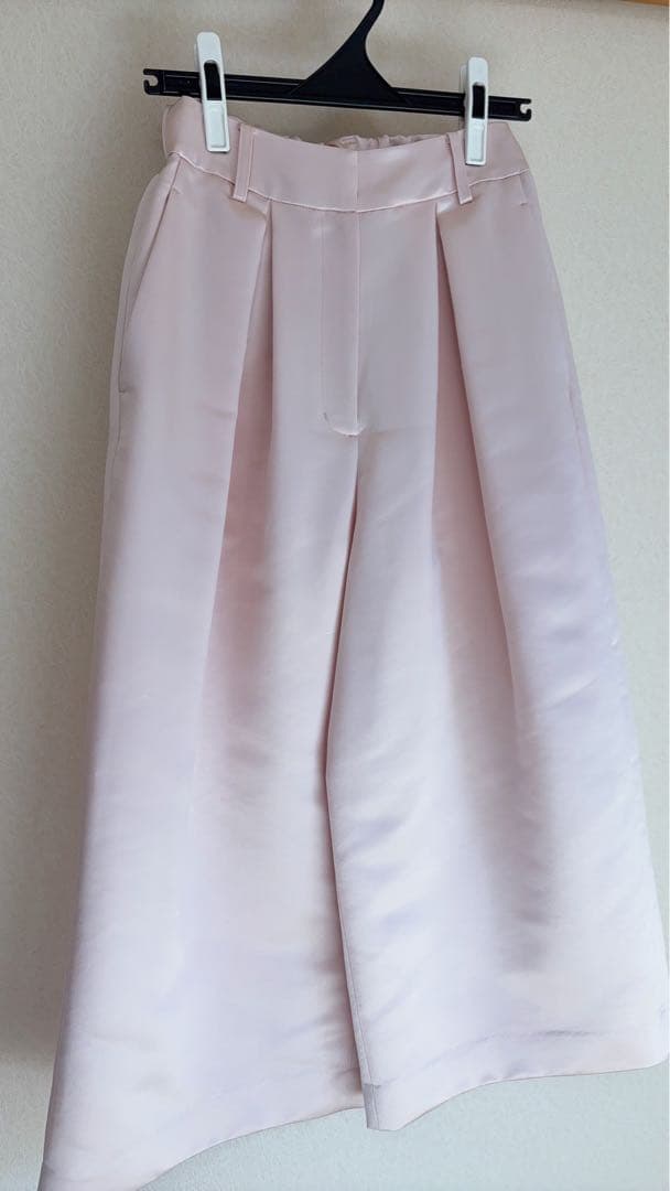 Heve 新品サテンフレアガウチョPT　36ピーチ