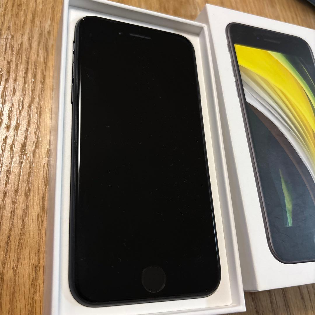 ⭐︎美品☆ iPhone SE2 第2世代　256G SIMフリー