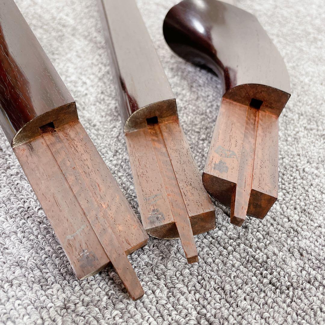 三味線 細棹 トチ入り紅木 一本溝 丸打胴 犬皮 和楽器