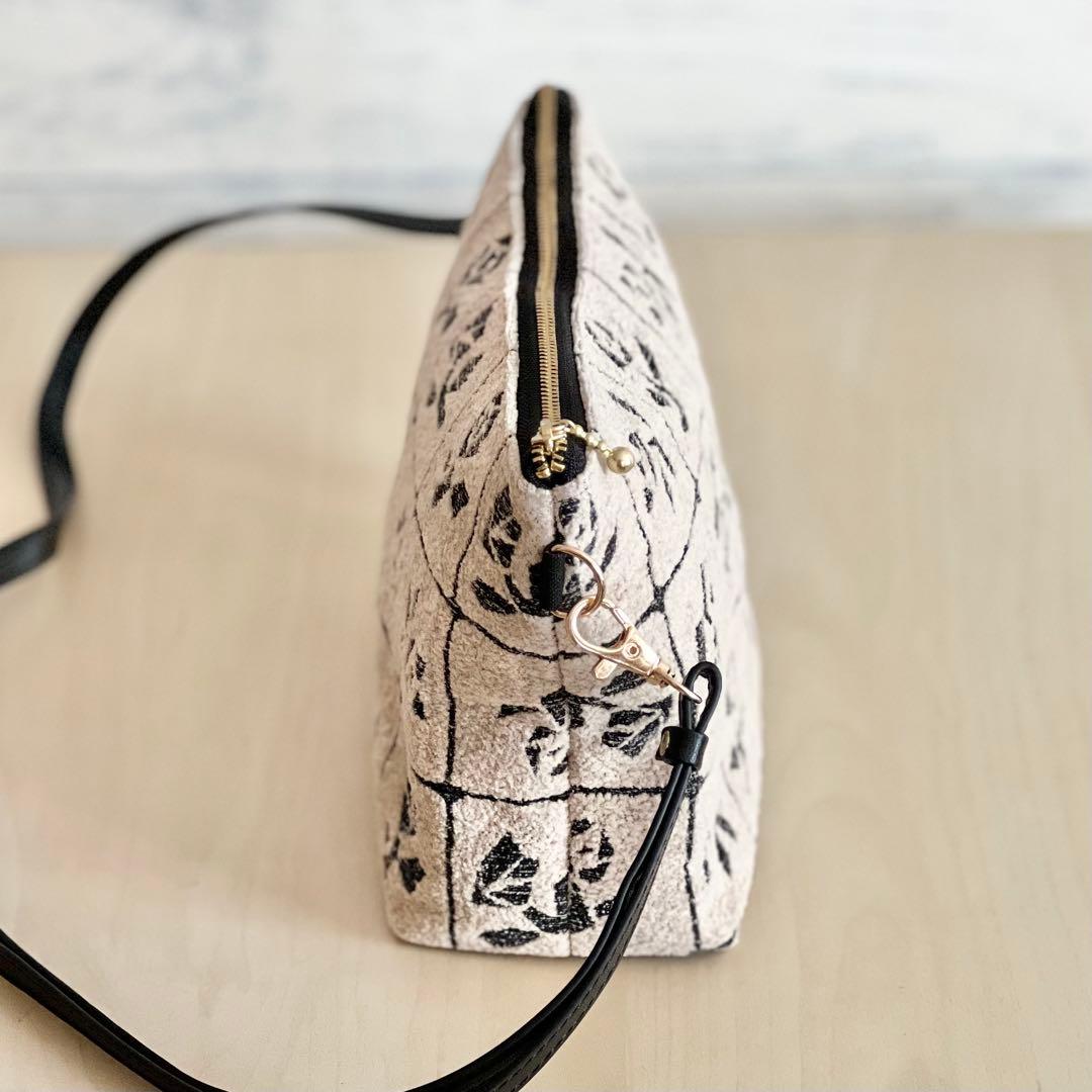 ミナペルホネン Lulu beigeショルダーバッグMB512-102