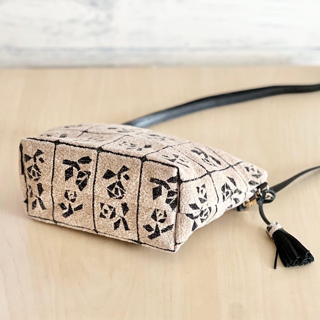 ミナペルホネン Lulu beigeショルダーバッグMB512-102