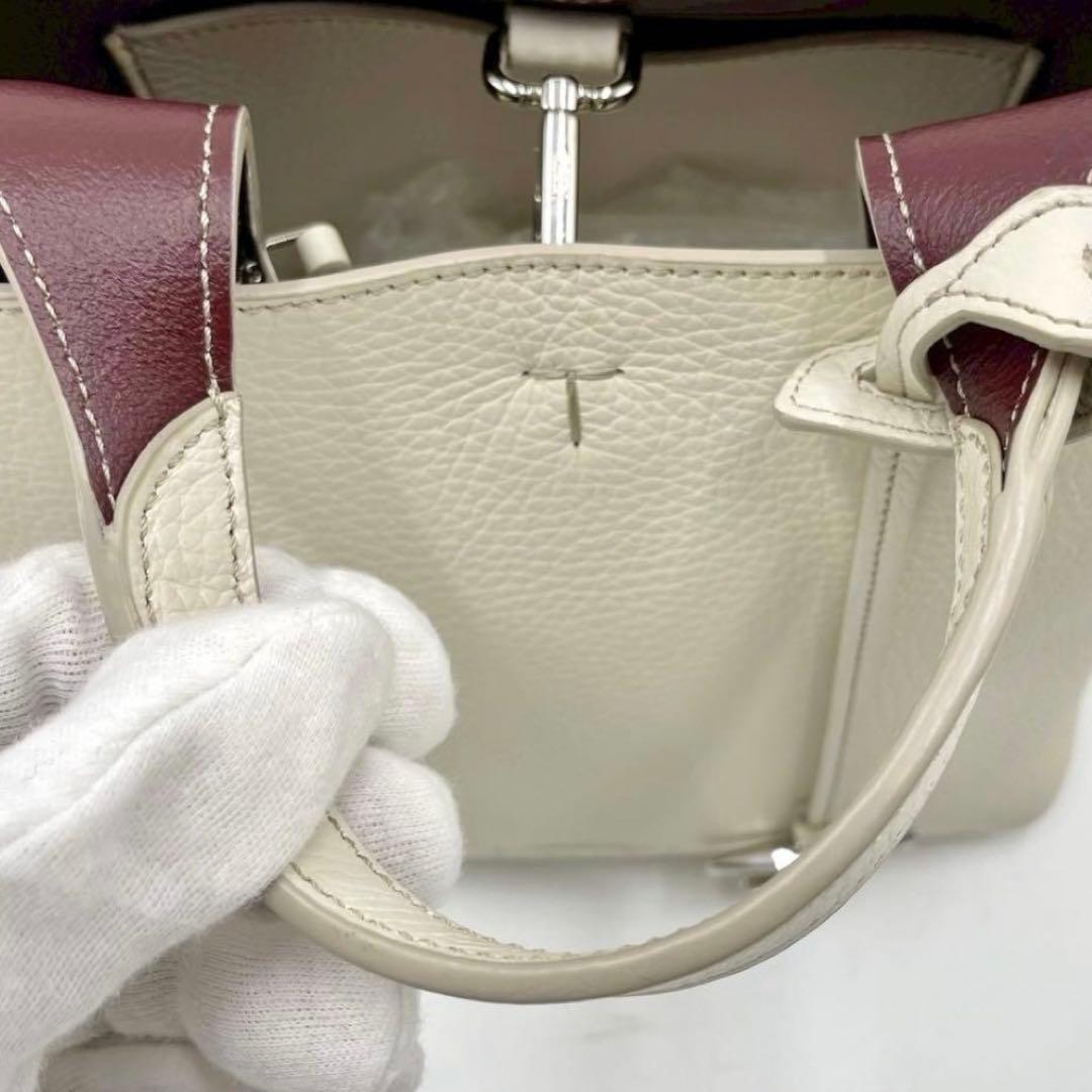 【美品】TOD's トッズTタイムレスマイクロ 2way アイボリー