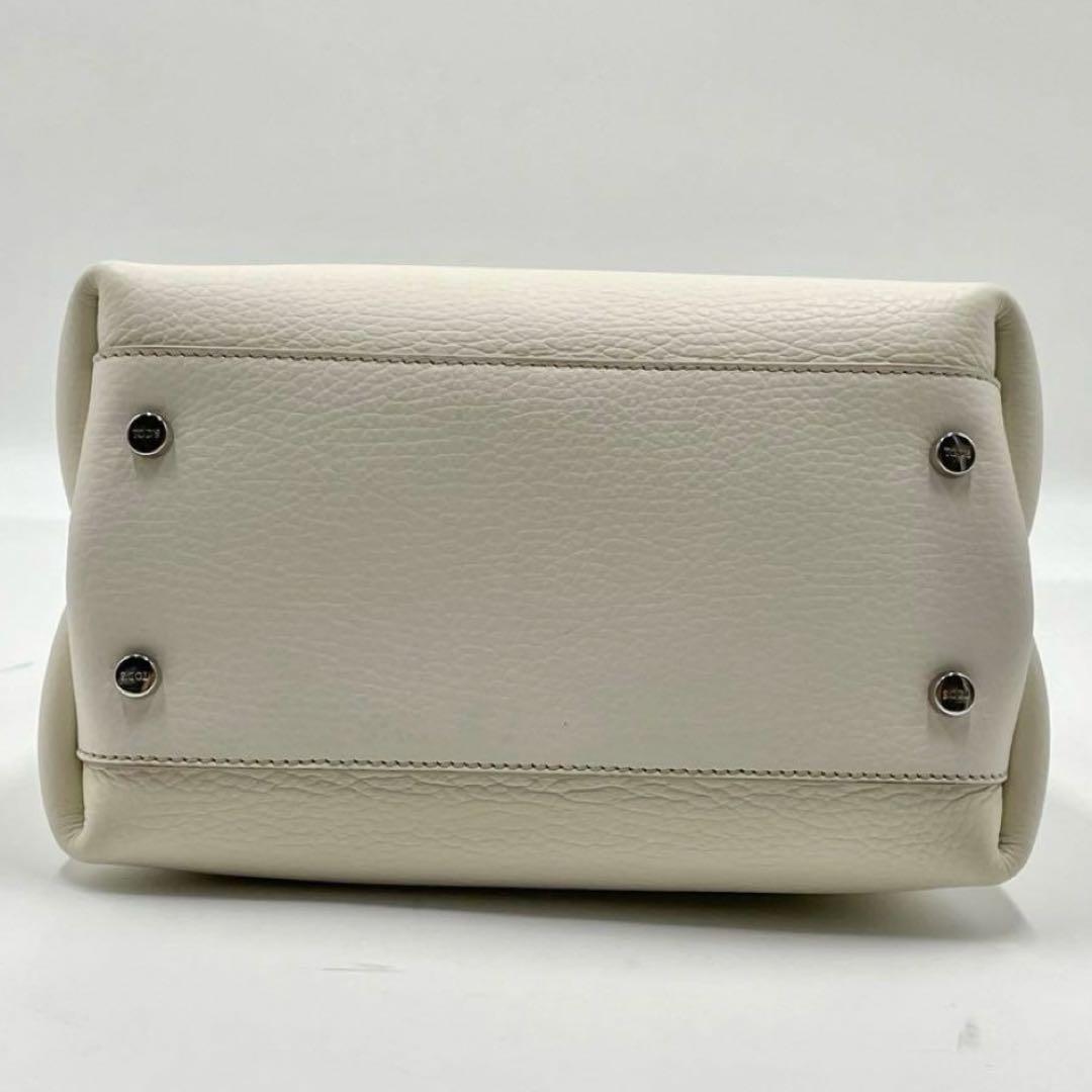【美品】TOD's トッズTタイムレスマイクロ 2way アイボリー