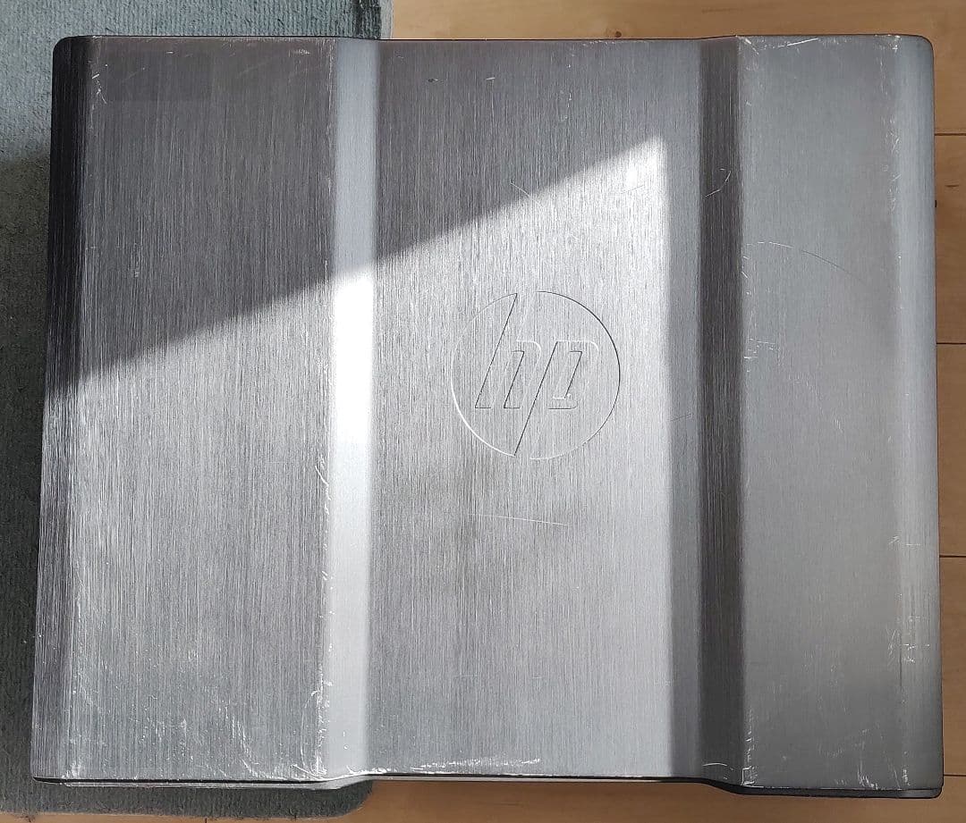 HP z840 メモリ 128GB SSD 1TB (NVme)　XeonE5