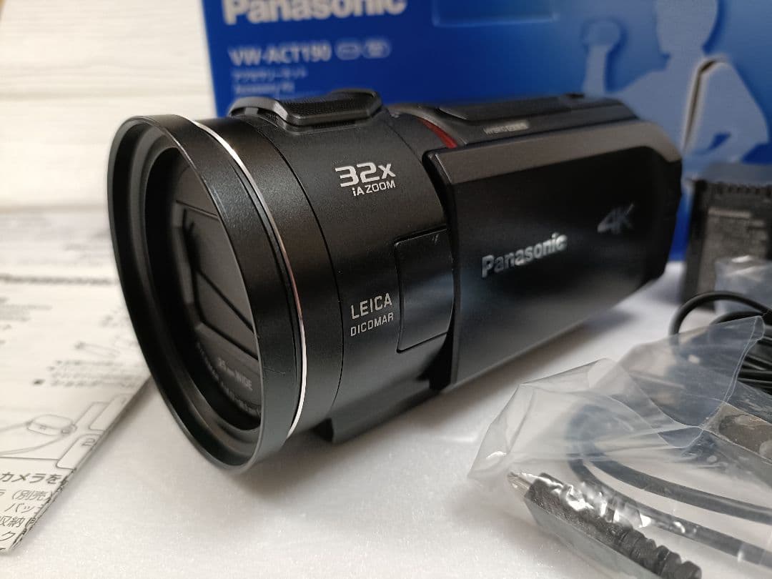 HC-WX1M【バッテリー3個＋充電器ほか】Panasonic 4K 豪華セット