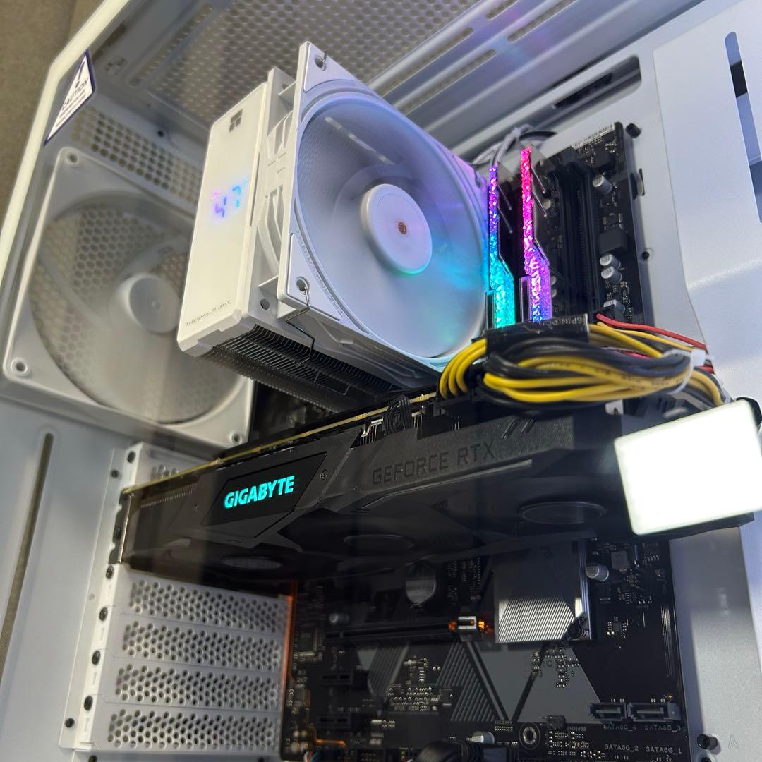 白ゲーミングPC RTX2070 (RTX3060以上) Ryzen 7 1TB