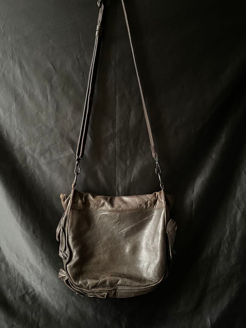 JULIUS ガスマスク　レザー　ショルダーバッグ/DEVOA/GUIDI