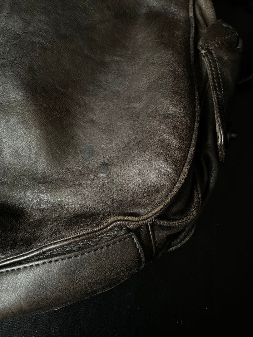 JULIUS ガスマスク　レザー　ショルダーバッグ/DEVOA/GUIDI