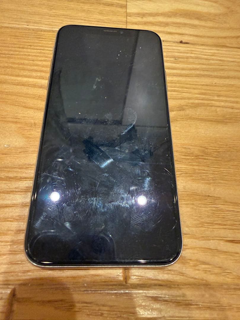 Apple iPhone X ホワイト