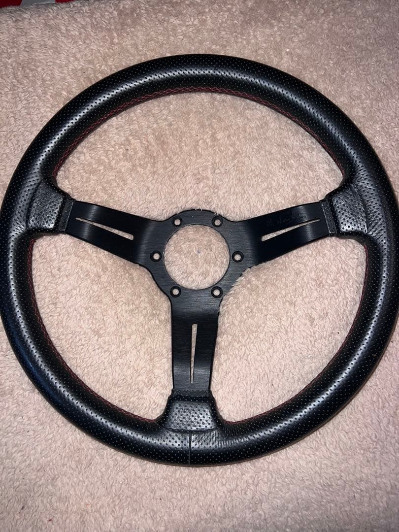 NARDI ナルディ　ディープコーン　33パイ　ステアリング