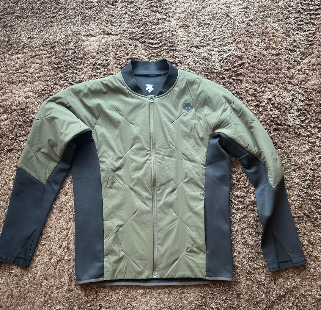 値下　デサント　アウトドア用　オリーブグリーン上下セット　 Oサイズ