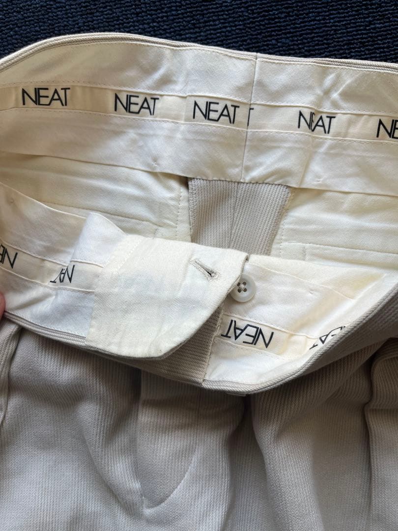 NEAT テーパード　コーデュロイ