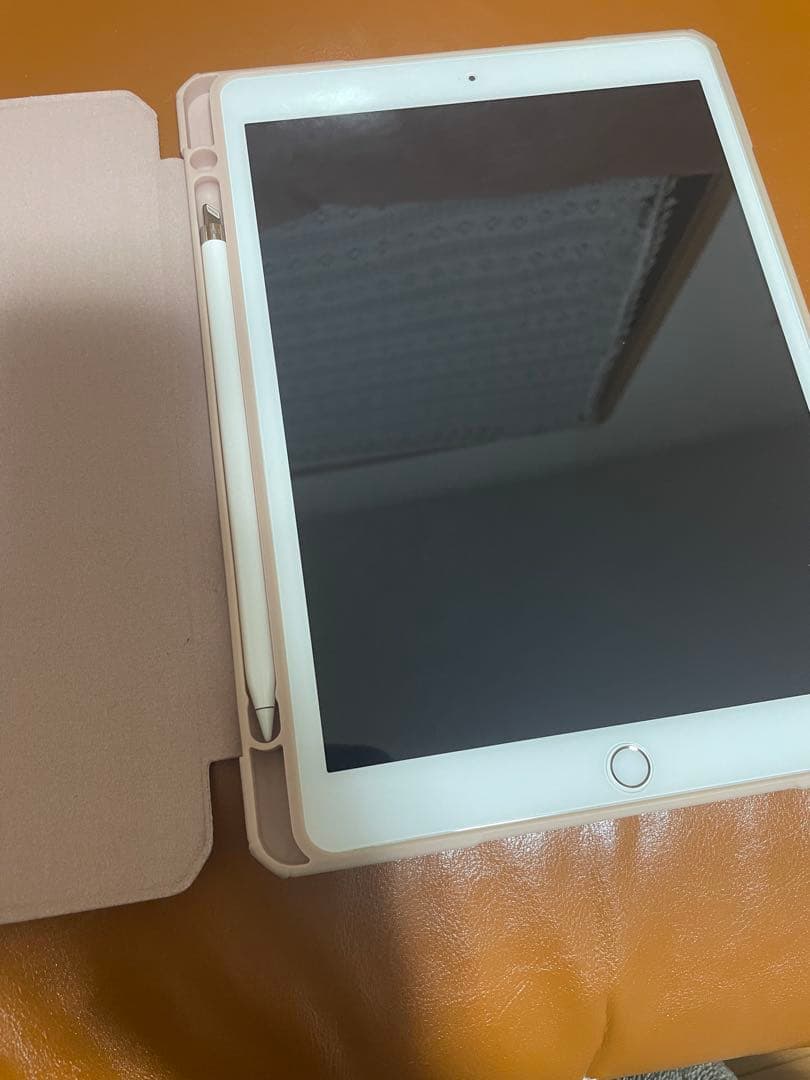 iPad 第7世代　Apple Pencil カバー付き