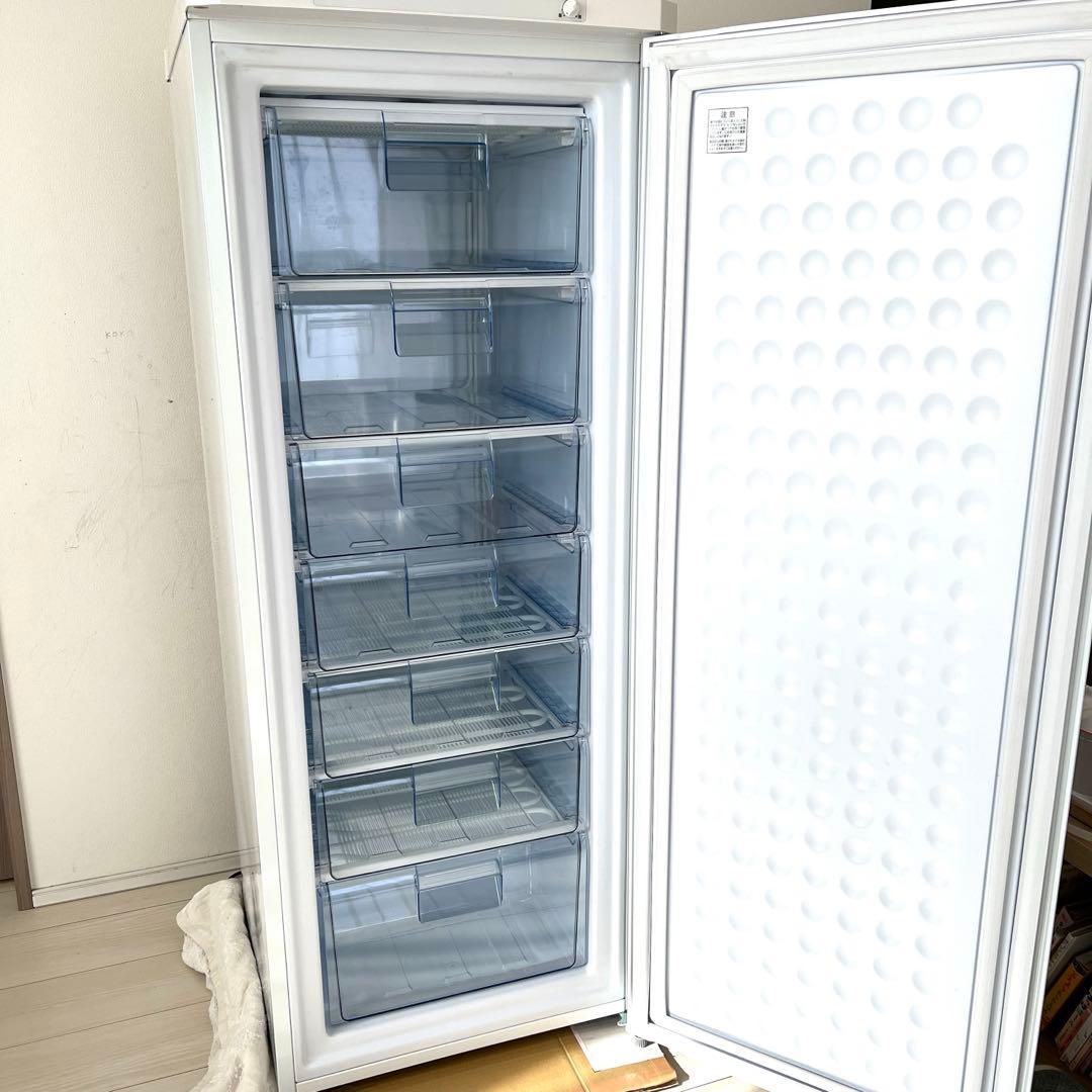 アイリスオーヤマ 冷凍庫2021年製 1ドア右開き 175L IUSD-18A白