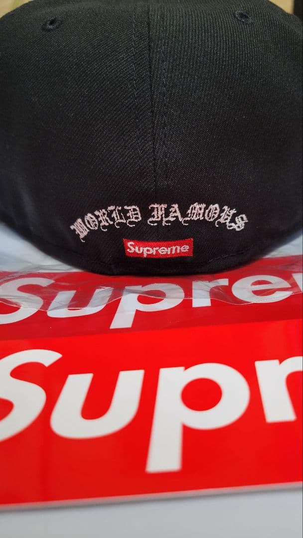 Supreme×ニューエラ ゴールドクロス Sロゴ ブラック 4/1