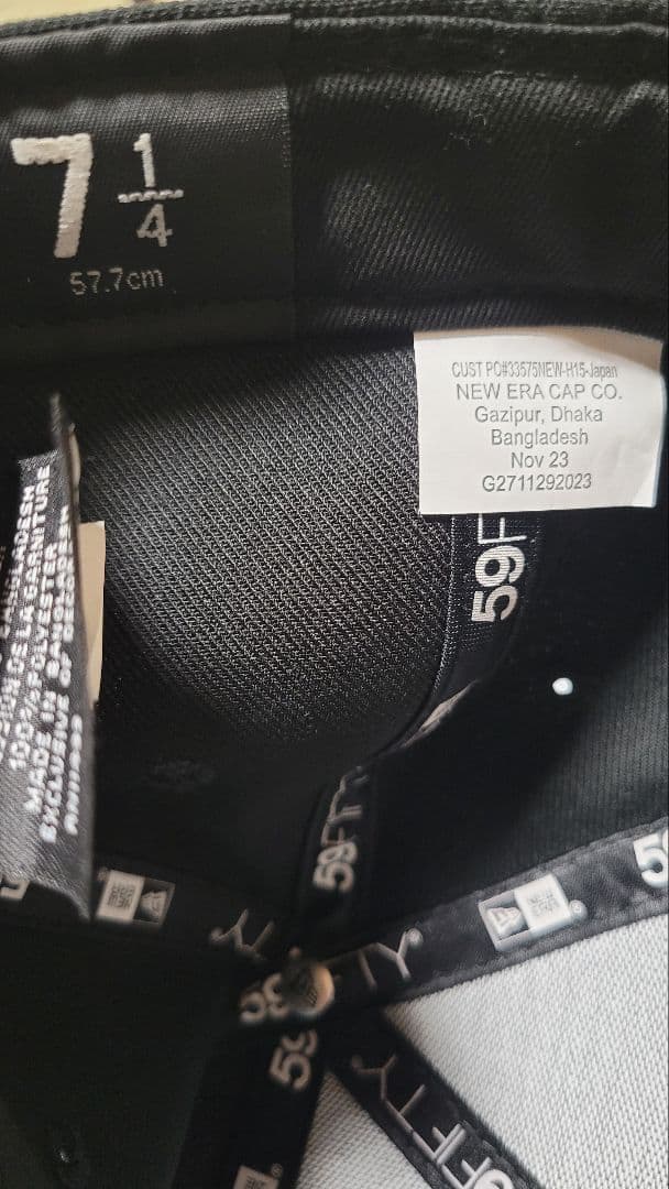 Supreme×ニューエラ ゴールドクロス Sロゴ ブラック 4/1