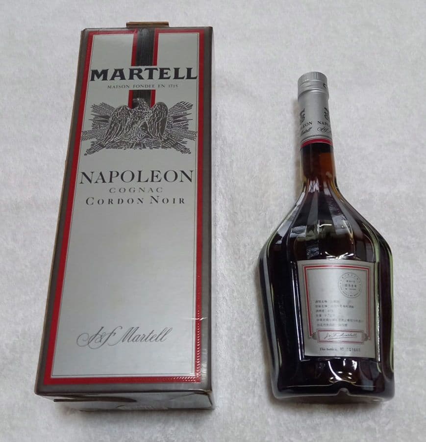 未開栓 MARTELL NAPOLEON CORDON NOIR ブランデー