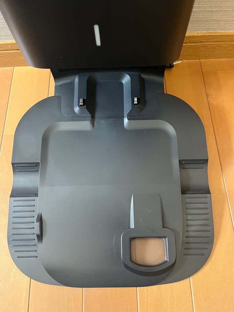 ルンバ i3+ 自動ゴミ収集機能付きロボット掃除機本体