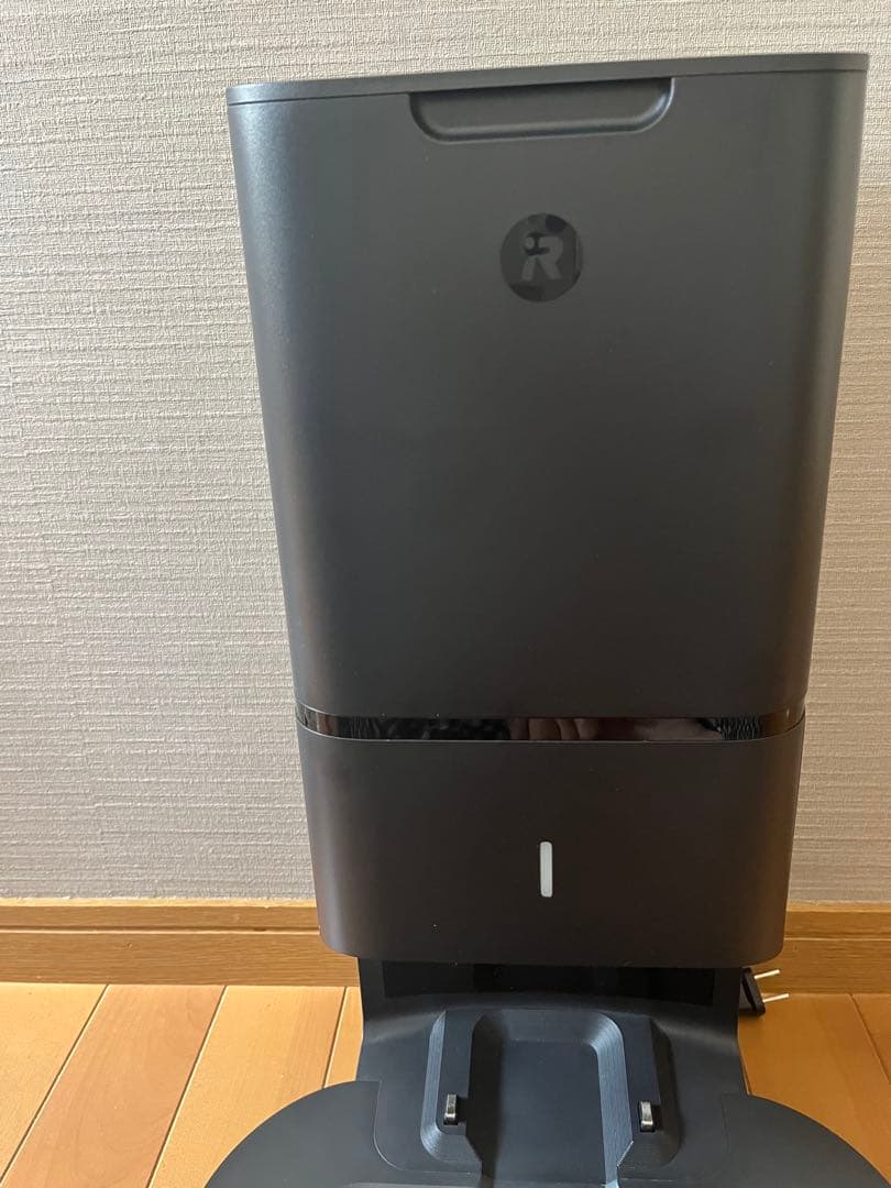 ルンバ i3+ 自動ゴミ収集機能付きロボット掃除機本体