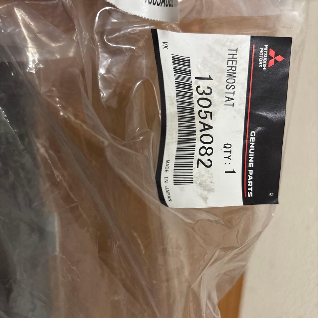 三菱 i 純正サーモスタット 1305A082