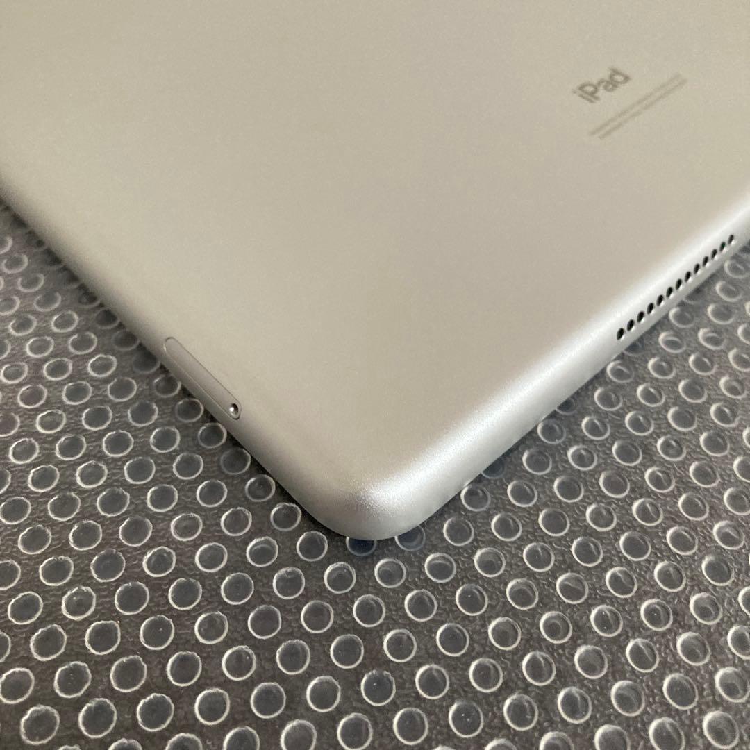 3584【早い者勝ち】美品☆電池良好☆iPad8第8世代32GB SIMフリー☆