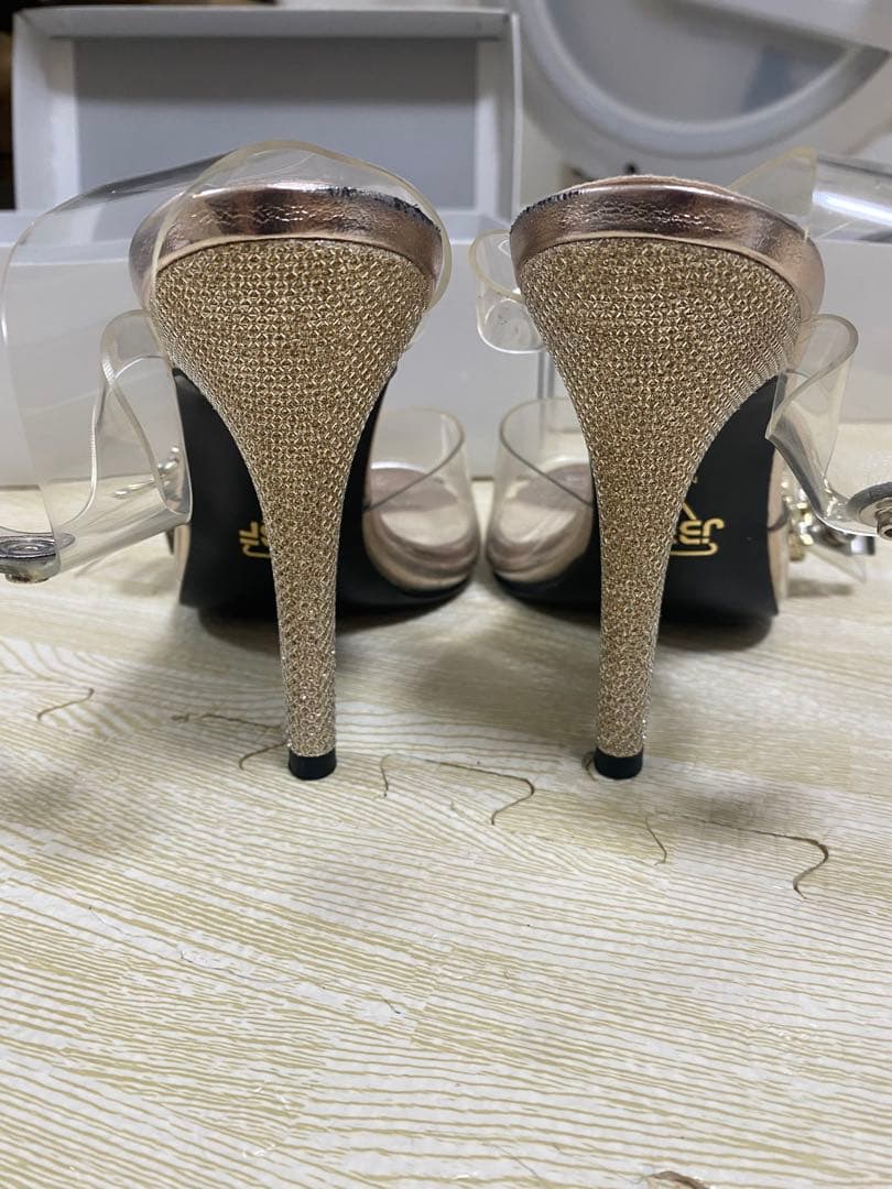 DIANA JBBF公認ヒール