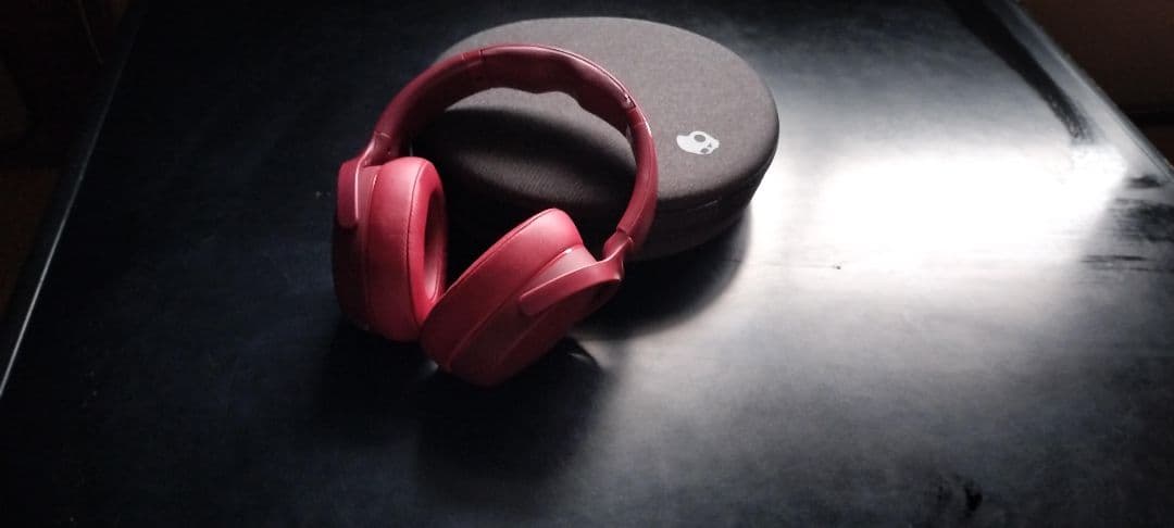 ワイアレスヘッドフォン　（レッド）