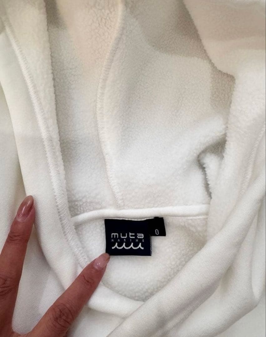 muta MARINEユニセックスパーカー