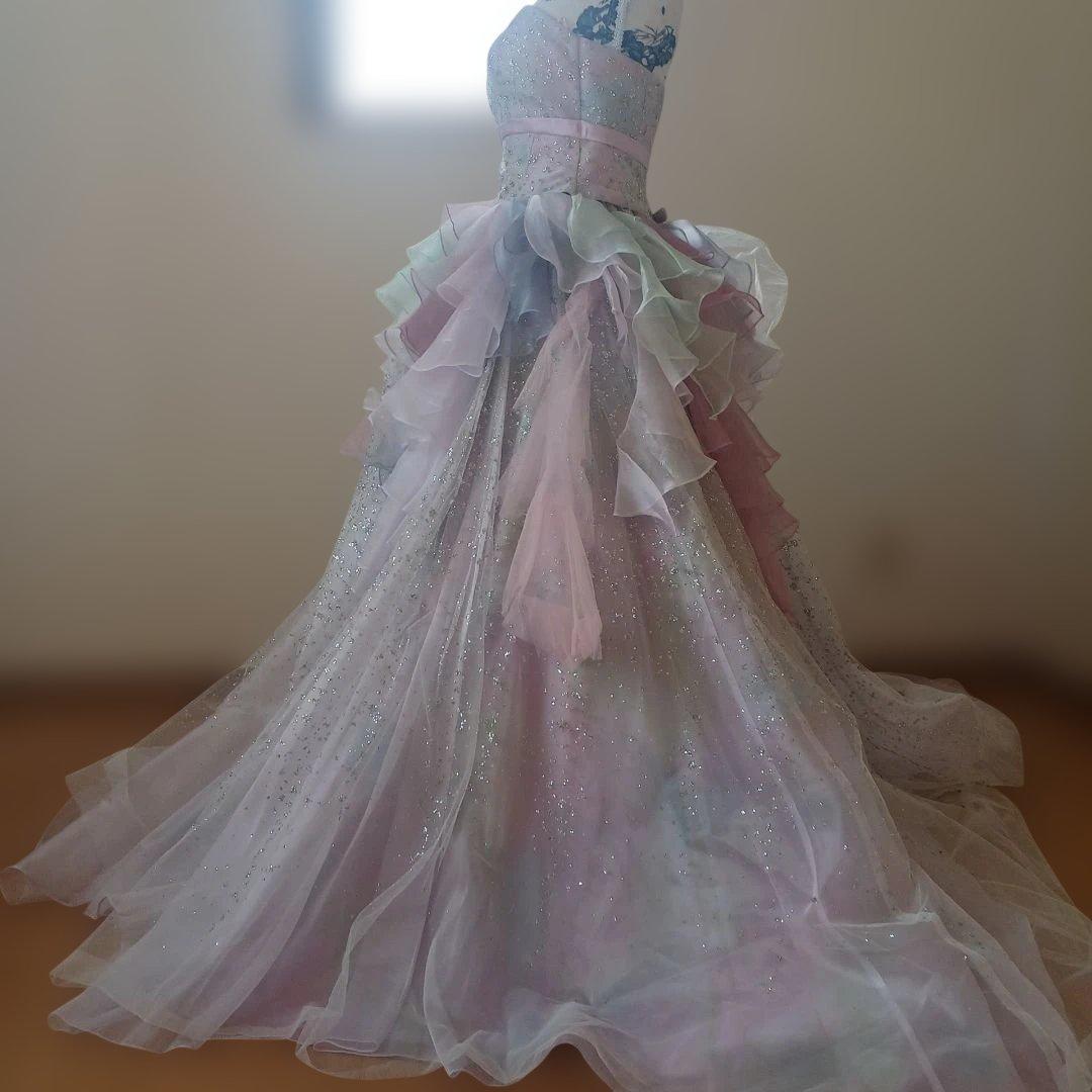 パステルフリルウェディングドレス