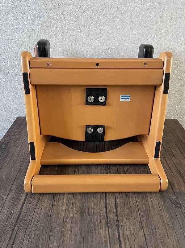 ④【美品】コンビ　ブースターシート　BU11　幼児補助イス