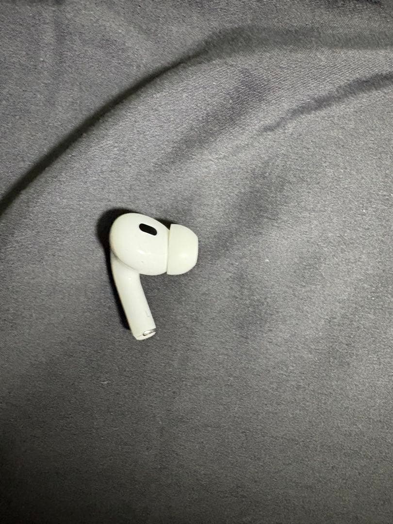 左耳のみ　AirPods Pro 第二世代