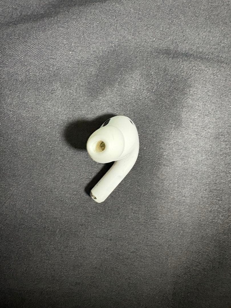 左耳のみ　AirPods Pro 第二世代