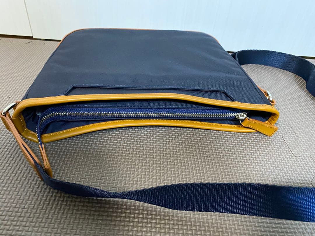 豊岡鞄　Atelier nuu アトリエヌウ　ショルダー バッグ