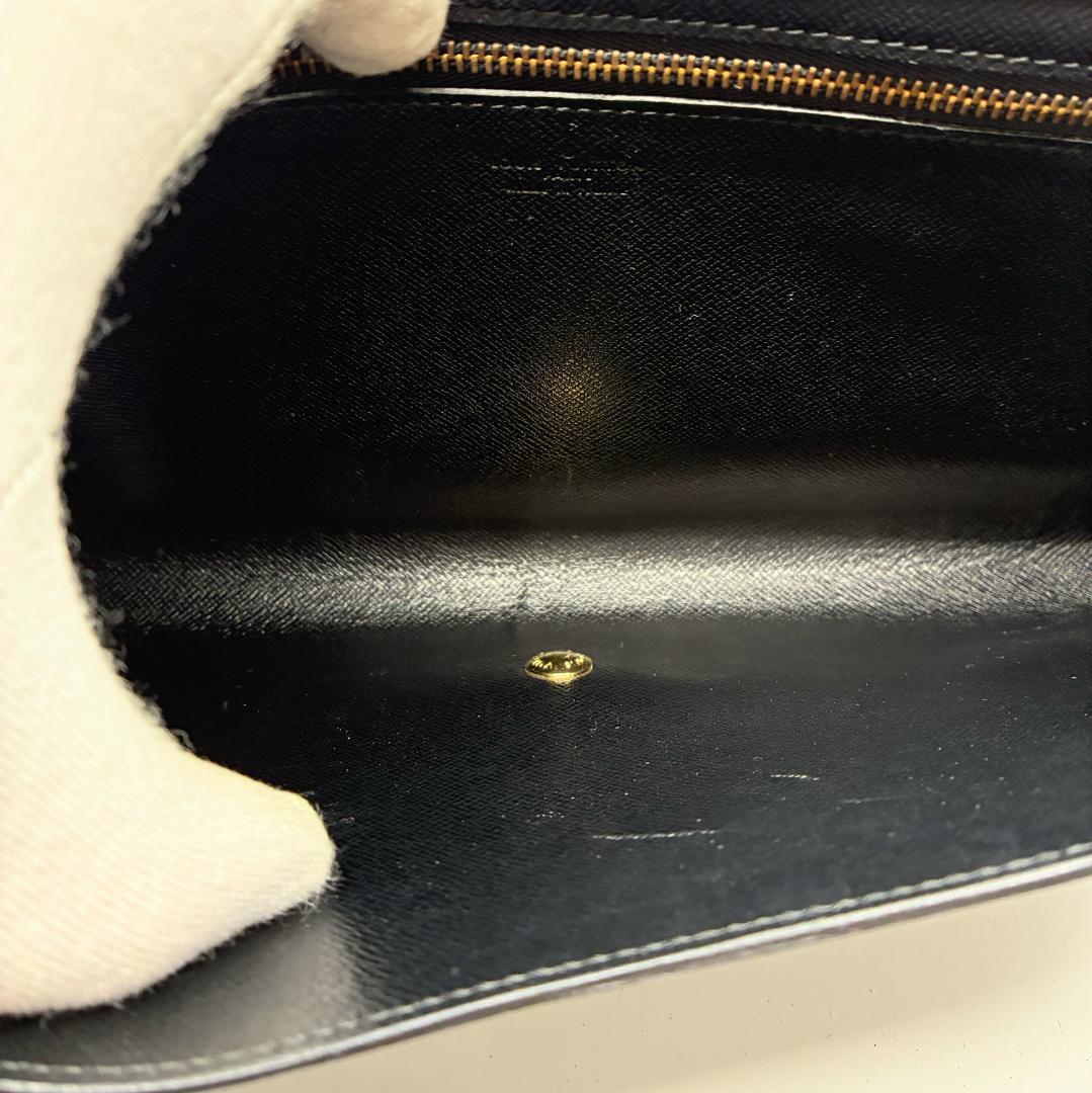 LOUIS VUITTON エピ クラッチバッグ 黒 ブラック A1346A7