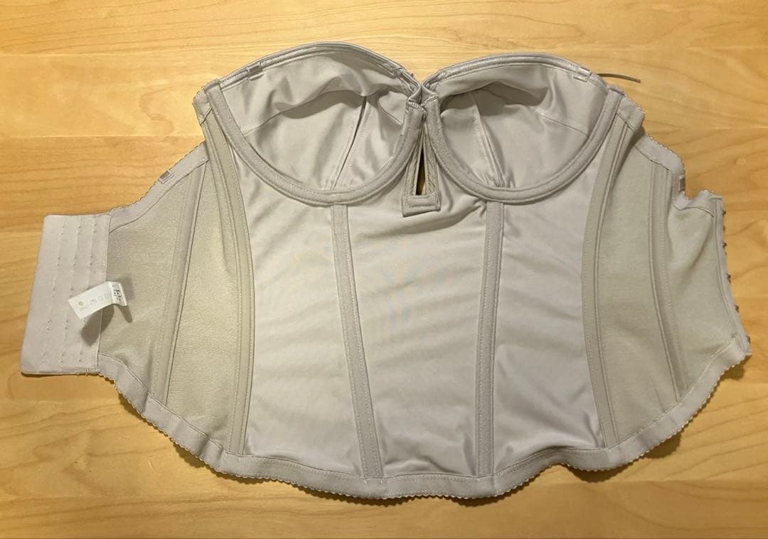 かしわもち　bridal bloom レースアップビスチェ