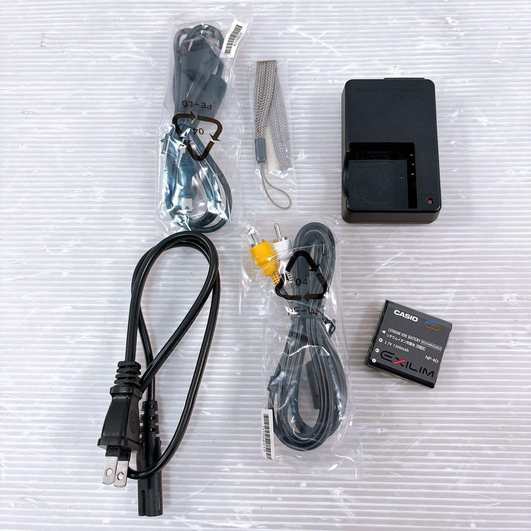 【極美品】CASIO カシオ デジカメ EXILIM ZOOM EX-Z100