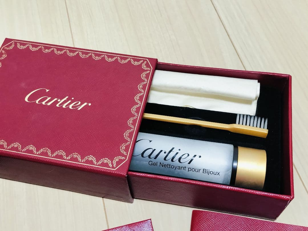 Cartier ゴールド バングル 付属品完備