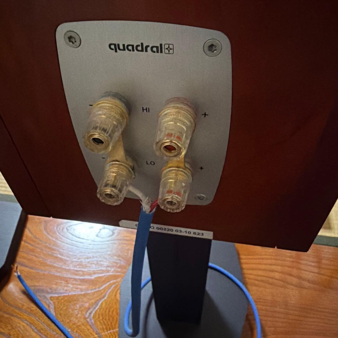 美品✨クアドラルロンドチェリー色　スピーカースタンドとスペーサー付き