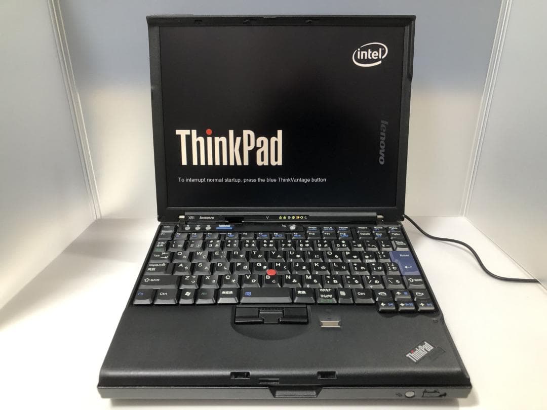 Lenovo ThinkPad X61 WinXP UltraBase付き