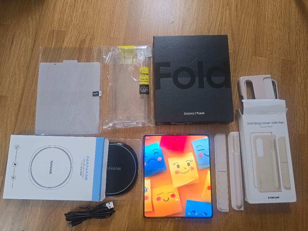 Samsung Galaxy Z Fold 4 256GB SIMフリー 韓国版