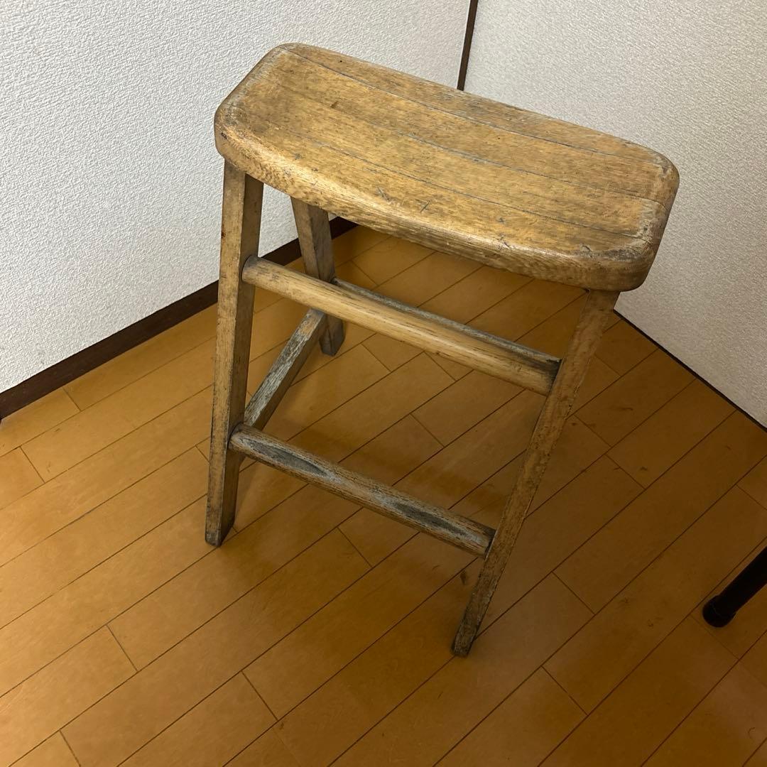 nao FUTABA家具　ヴィンテージスツール